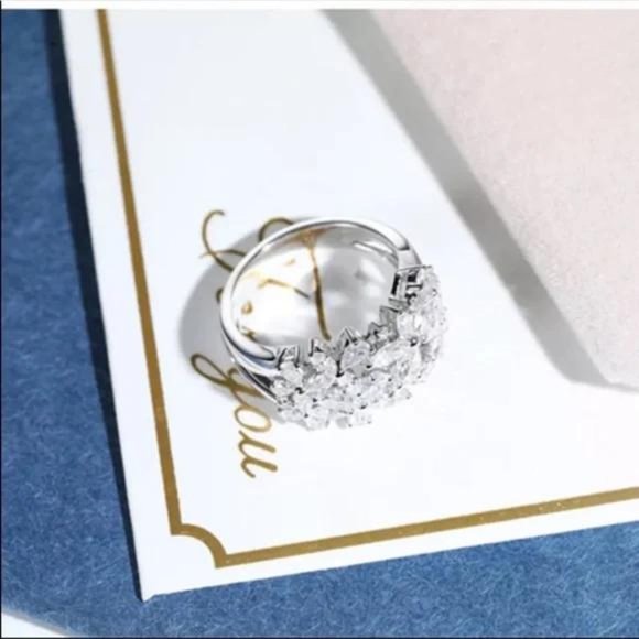 925 STERLING SILVER RING, CUTE RING, SHINY RING. - Picture 6 of 6